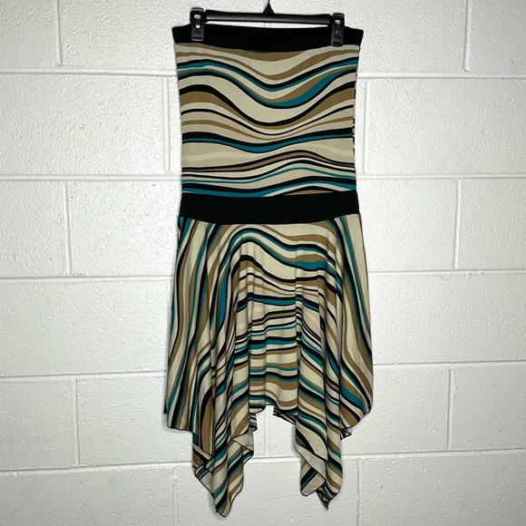 Body Central Dresses & Skirts - < Vintage Body Central Strapless Asymmetrical Dress >